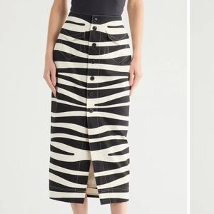 NWT Frame Button Front Cotton Pencil Skirt